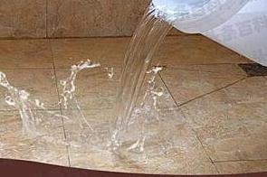 西宁漏水维修 免砸砖防水材料该如何施工